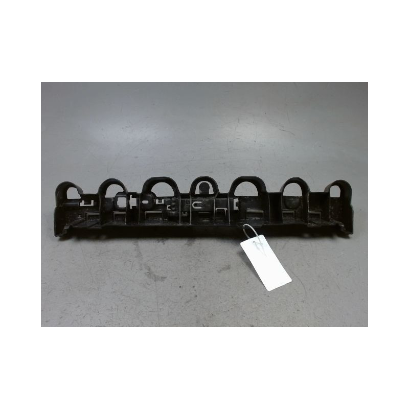 SUPPORT CENTRAL PARE-CHOC ARRIERE  RENAULT CLIO IV 2012-