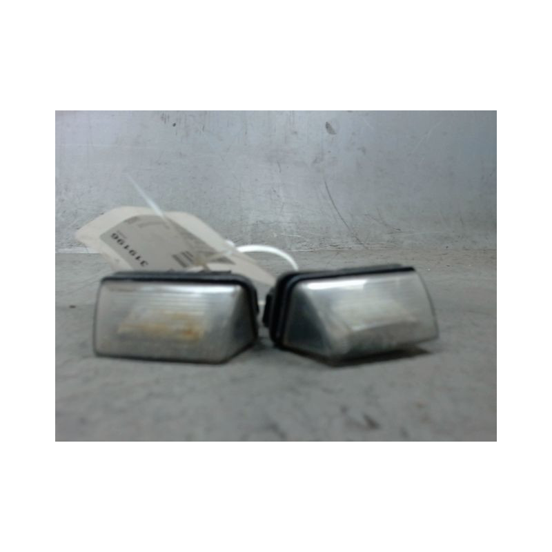 ECLAIREUR PLAQUE DE POLICE PEUGEOT 207 5P