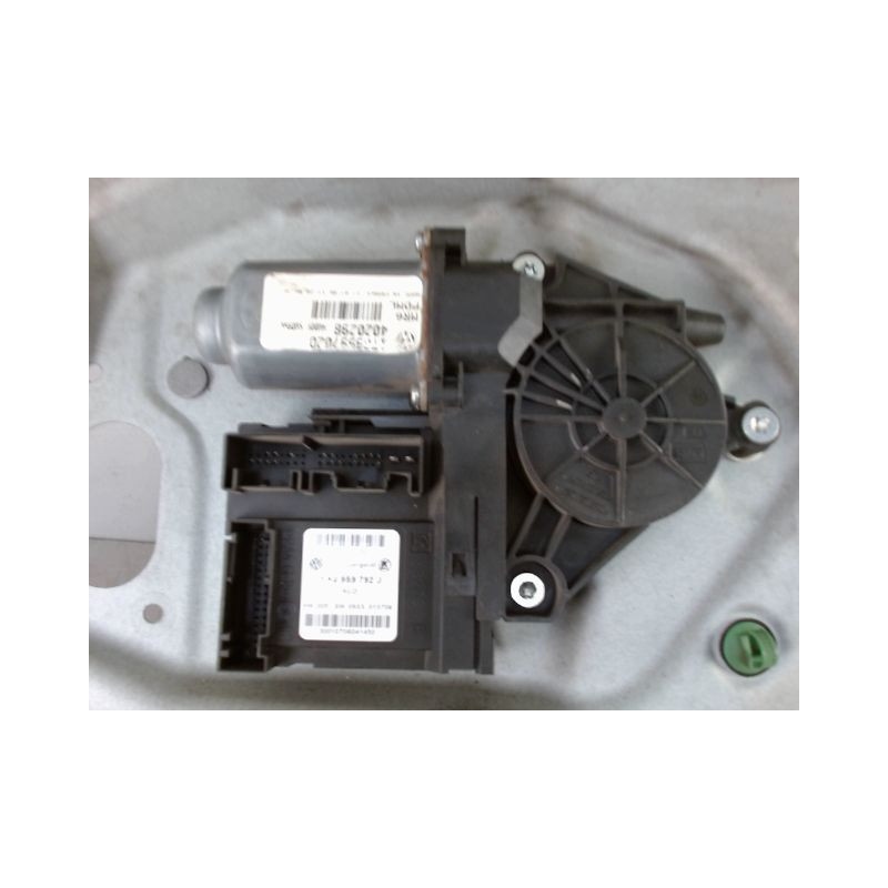 MECANISME LEVE-GLACE AVANT DROIT VOLKSWAGEN CADDY