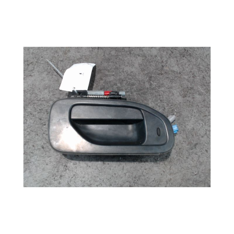 POIGNEE EXTERIEURE PORTE AVANT DROIT NISSAN NV200