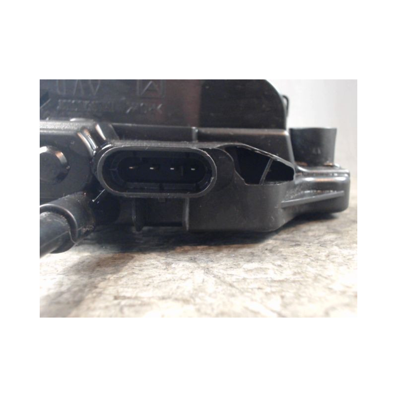 SYSTEME CONDAMNATION AVANT DROIT RENAULT LAGUNA II 00-2005