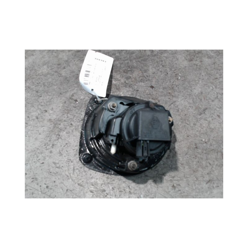 PHARE ANTIBROUILLARD AVANT DROIT RENAULT CLIO II PH.1 98-2001