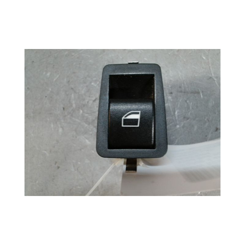 COMMANDE LEVE-GLACE PORTE ARG BMW SERIE 3 (E46) 01-2005