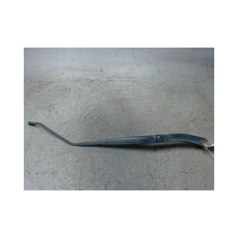 BRAS ESSUIE-GLACE AVANT DROIT CHEVROLET ORLANDO