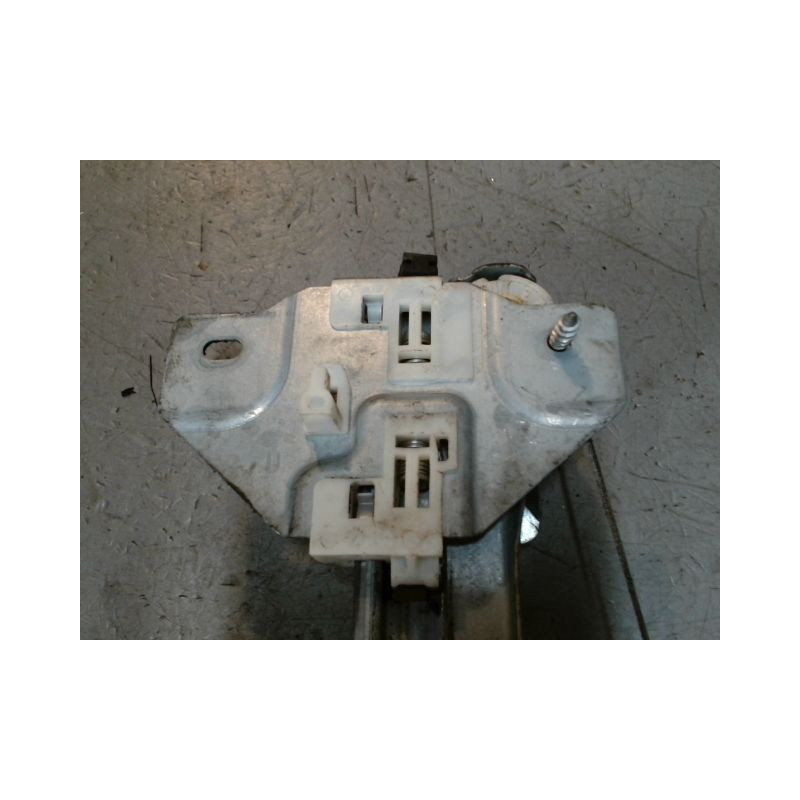 MECANISME+MOTEUR LEVE-GLACE AVANT DROIT DACIA LODGY