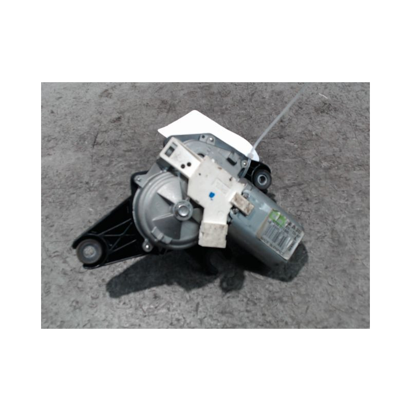 MOTEUR ESSUIE-GLACE ARRIERE RENAULT TWINGO 2 2009-