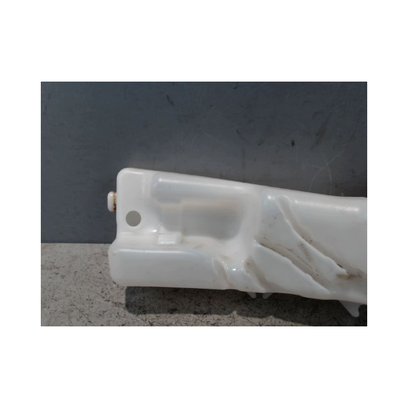 RESERVOIR LAVE-GLACE AVANT RENAULT CLIO III 2009-
