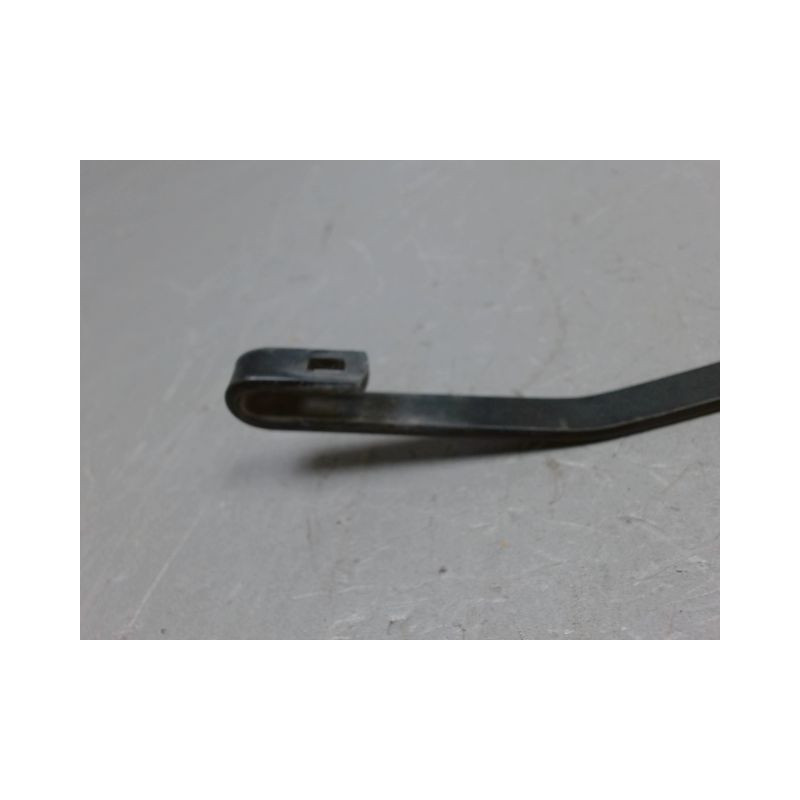 BRAS ESSUIE-GLACE AVANT DROIT SUZUKI SWIFT -03/05