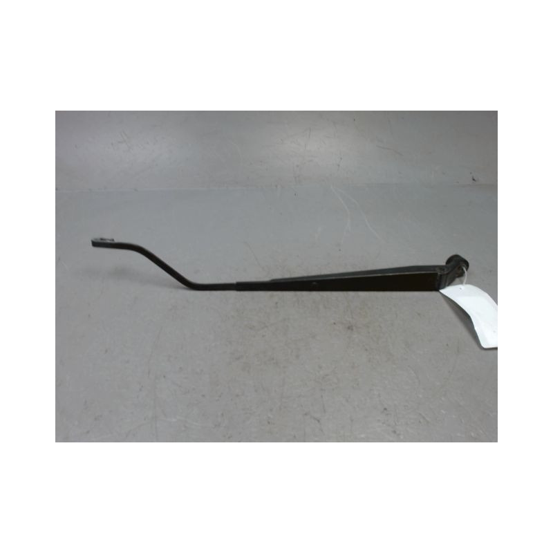 BRAS ESSUIE-GLACE AVANT GAUCHE SUZUKI SWIFT -03/05
