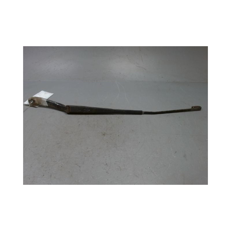 BRAS ESSUIE-GLACE AVANT GAUCHE RENAULT LAGUNA 98-2000