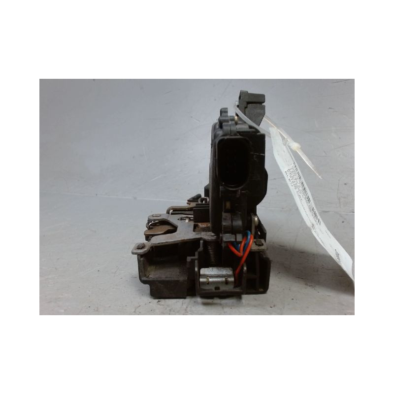 SYSTEME CONDAMNATION AVANT DROIT VOLKSWAGEN GOLF IV 98-2004