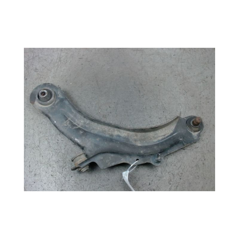 TRIANGLE INFERIEUR AVANT GAUCHE RENAULT SCENIC II PH1 02-06