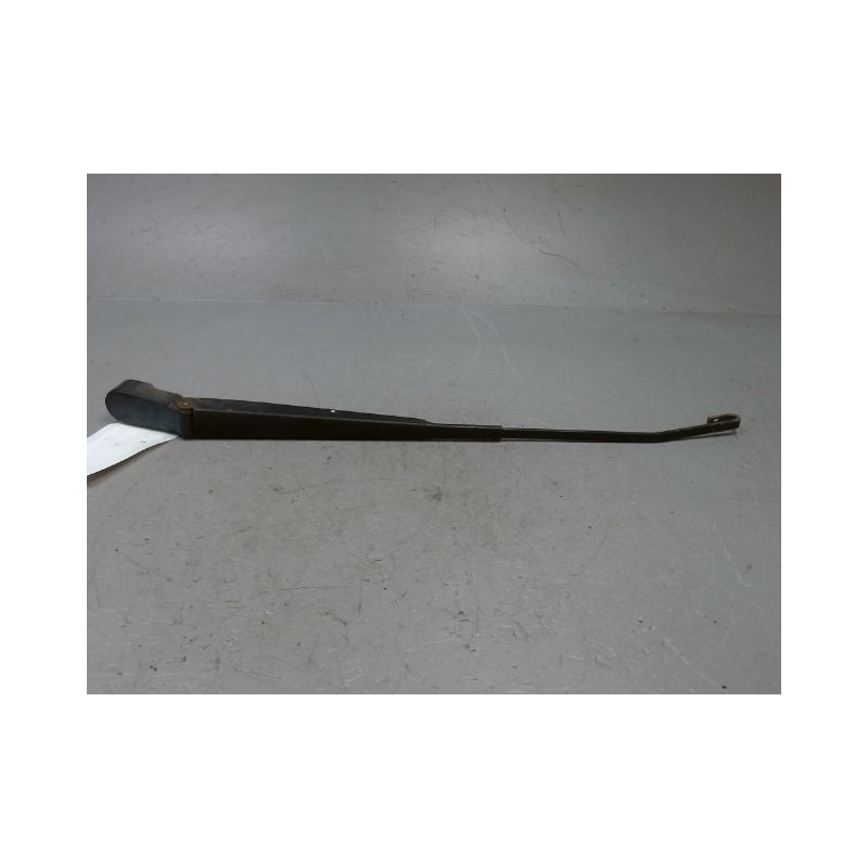 BRAS ESSUIE-GLACE AVANT DROIT DACIA SANDERO 2008-