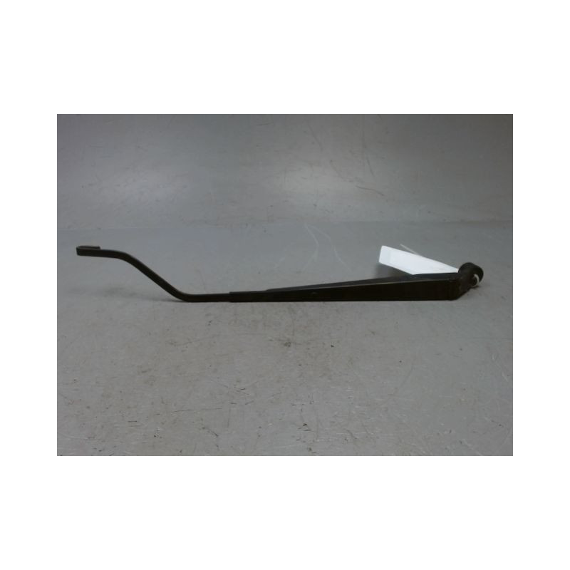 BRAS ESSUIE-GLACE AVANT GAUCHE SUZUKI SWIFT 3P