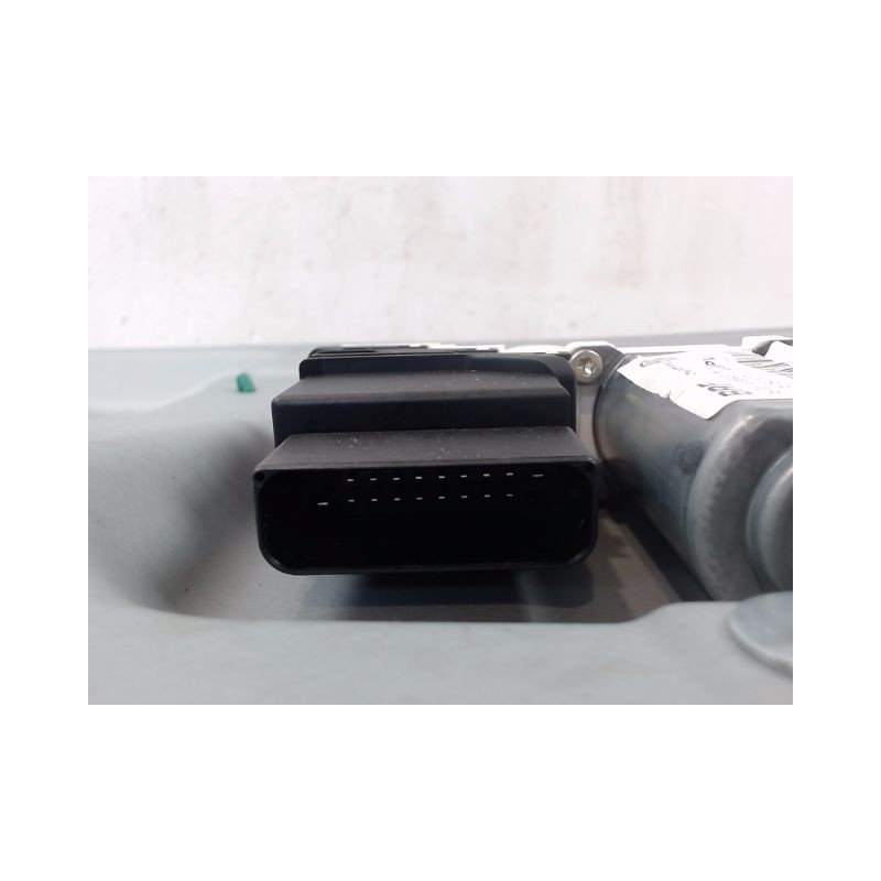 MECANISME+MOTEUR LEVE-GLACE ARRIERE DROIT VOLKSWAGEN TOURAN