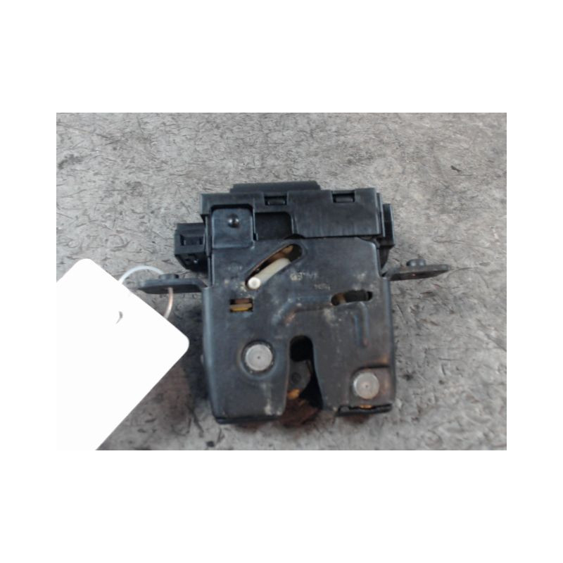 SERRURE HAYON  RENAULT LAGUNA II 00-2005