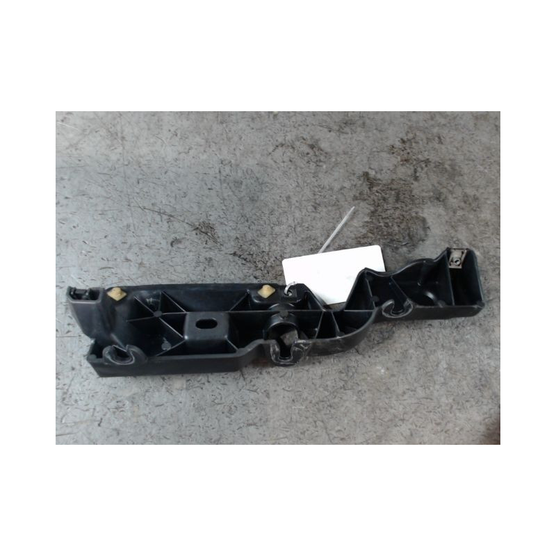 SUPPORT AILE AVD RENAULT SCENIC III 2009-