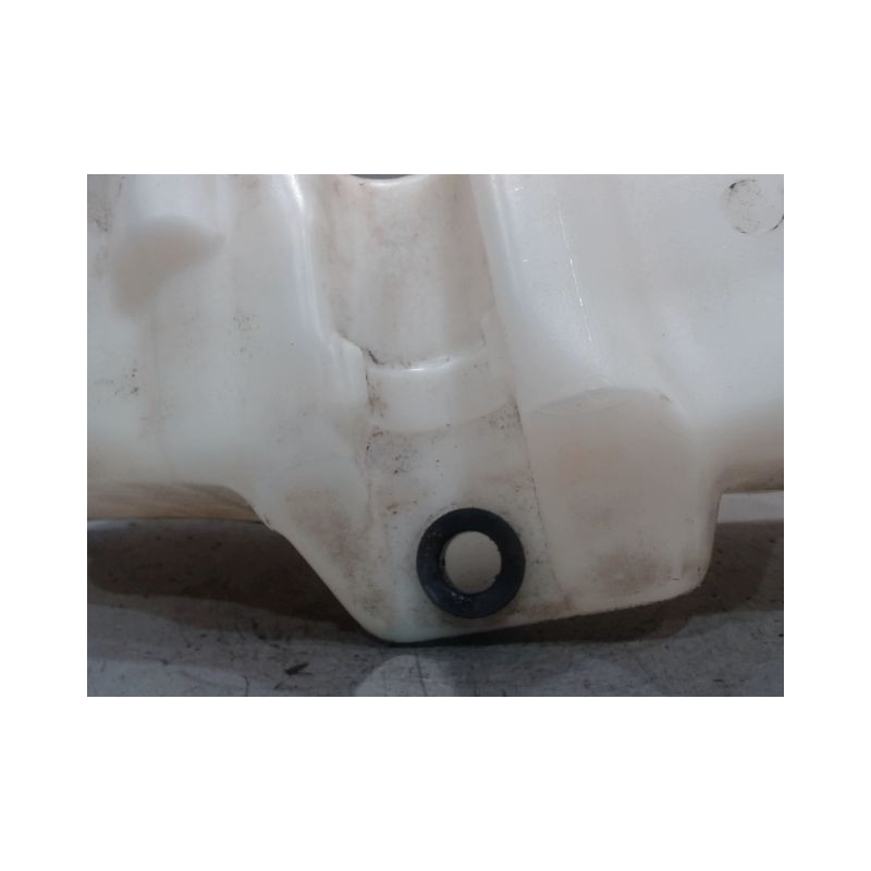 RESERVOIR LAVE-GLACE AVANT RENAULT CLIO