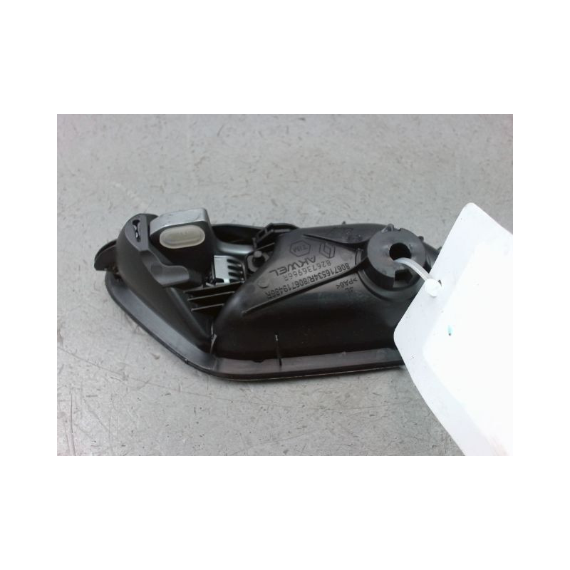 POIGNEE INTERIEURE PORTE AVANT GAUCHE DACIA DUSTER BREAK Phase 2 2013-...