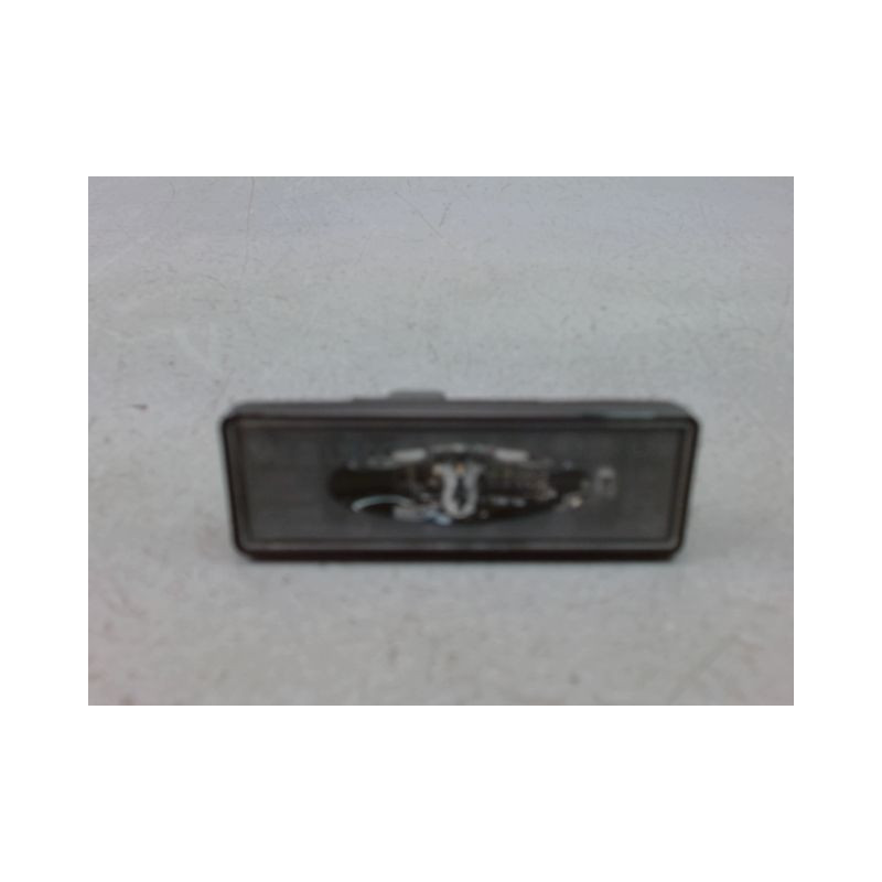 ECLAIREUR PLAQUE DE POLICE DROIT DACIA DUSTER BREAK Phase 2 2013-...