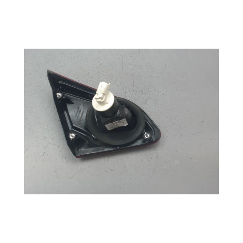 FEU ARRIERE INTERIEUR DROIT NISSAN QASHQAI +2 I Phase 2 LONG 2010-2014