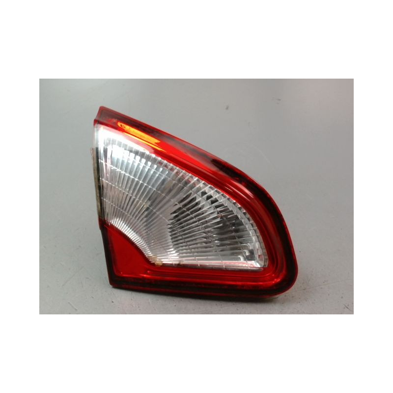 FEU ARRIERE INTERIEUR GAUCHE NISSAN QASHQAI +2 I Phase 2 LONG 2010-2014