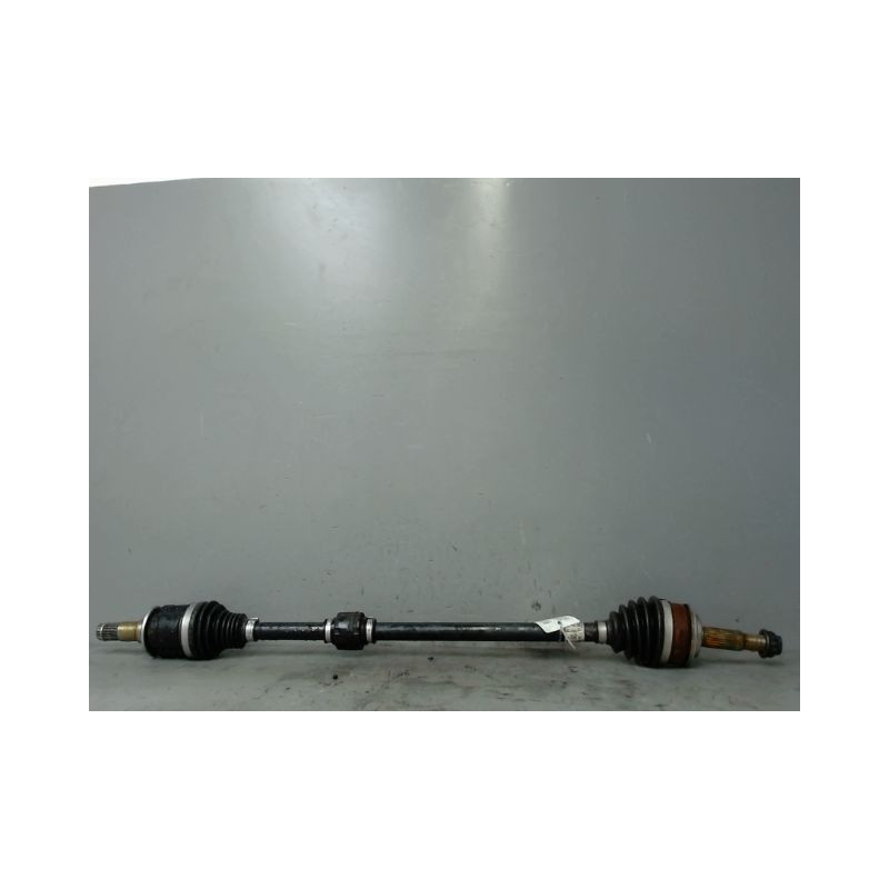 TRANSMISSION AVANT DROIT TOYOTA YARIS 1.5 Hybrid 