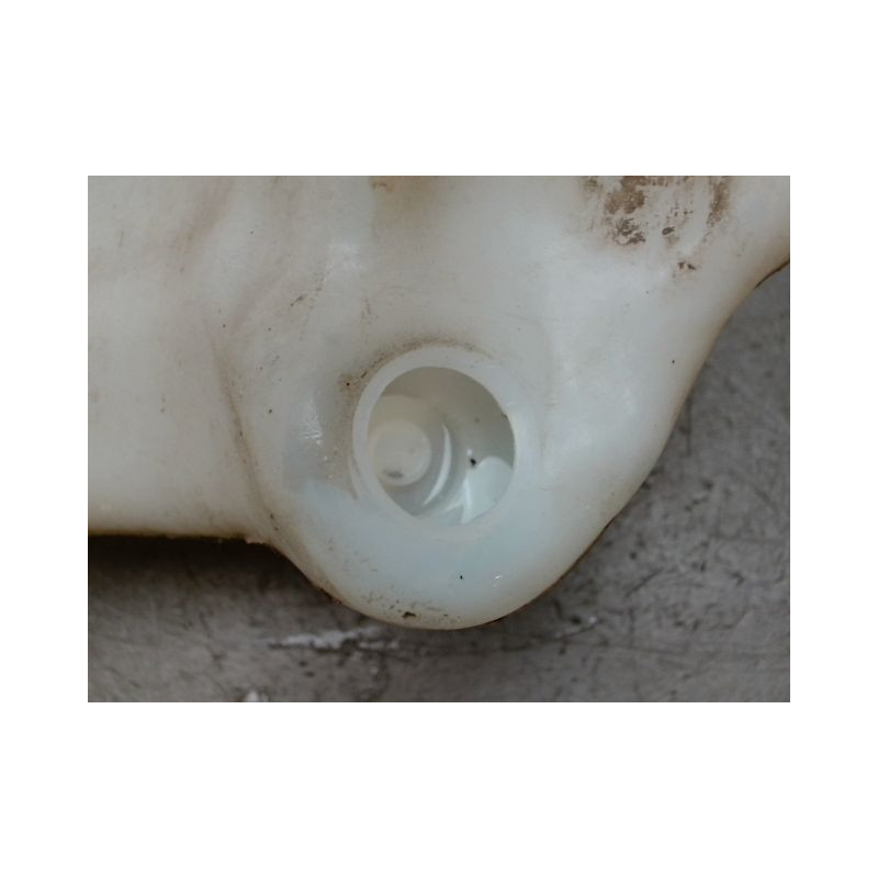 RESERVOIR LAVE-GLACE AVANT CITROEN BERLINGO