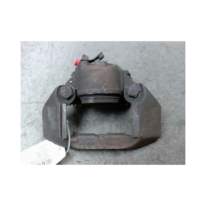 ETRIER DE FREIN AVANT DROIT CITROEN SAXO -99