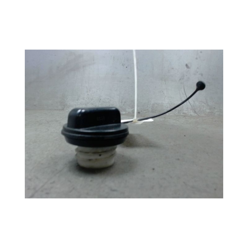 BOUCHON RESERVOIR A CARBURANT NISSAN NOTE