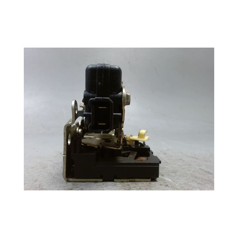 SYSTEME CONDAMNATION ARRIERE GAUCHE DACIA LOGAN 4 P 05-08