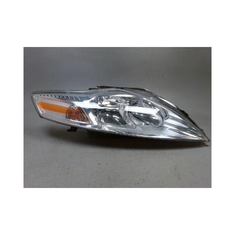 PHARE DROIT FORD MONDEO