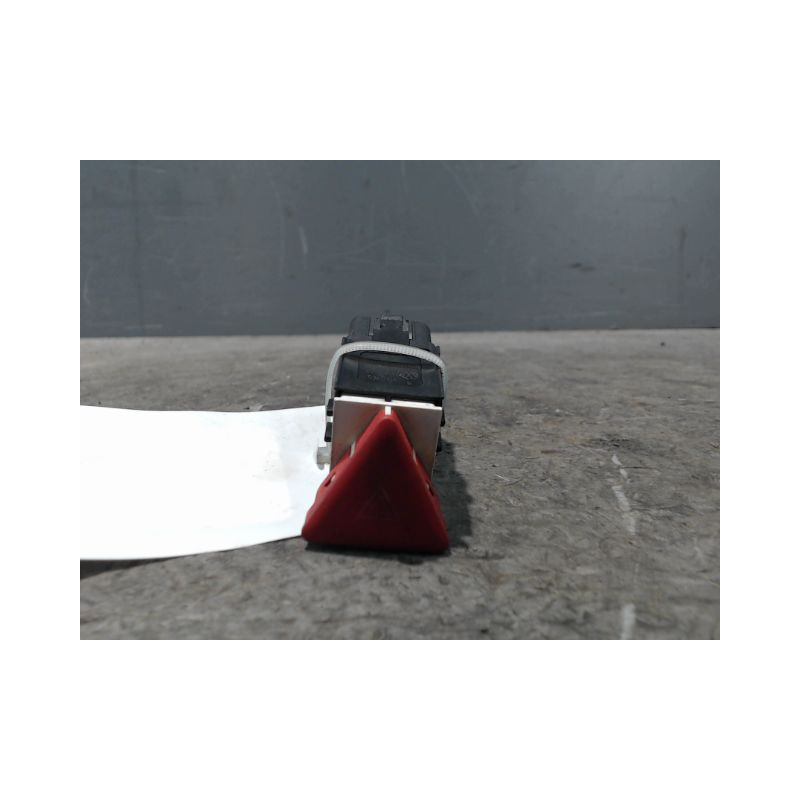 BOUTON DE WARNING VOLKSWAGEN EOS C-C