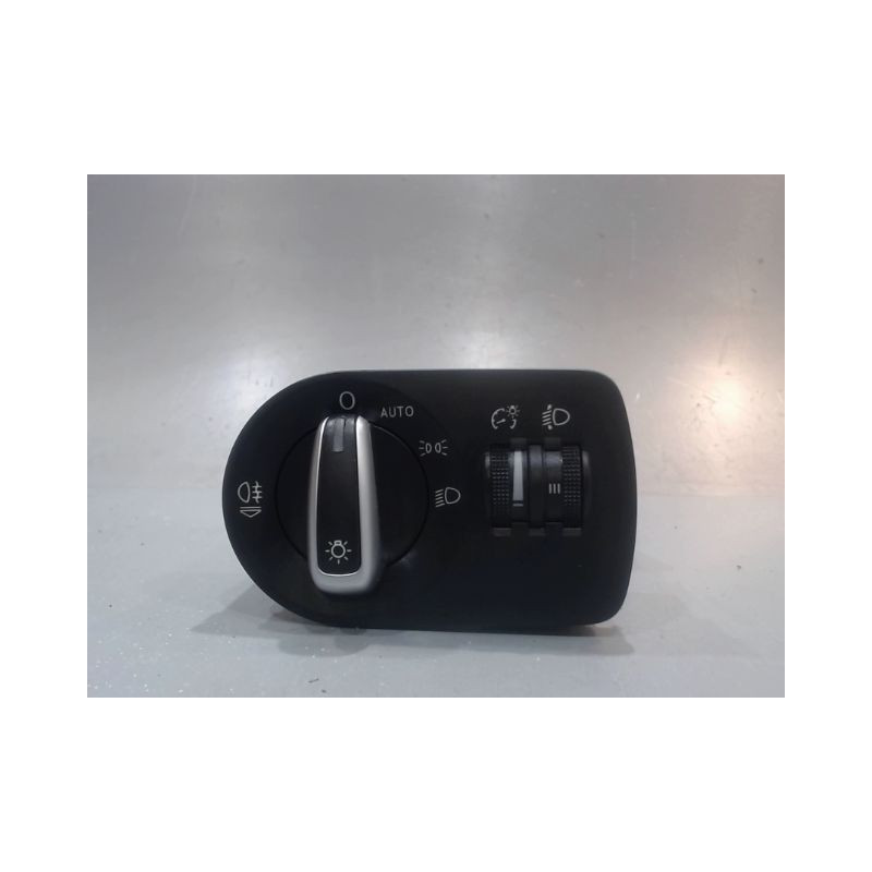 INTERIEUR COMMANDE PHARES AUDI A1