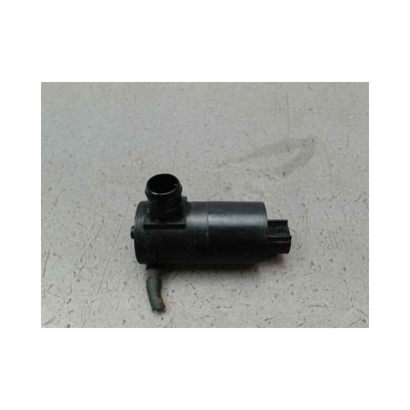 POMPE LAVE-GLACE AVANT TOYOTA AURIS I Phase 2 2010-2012