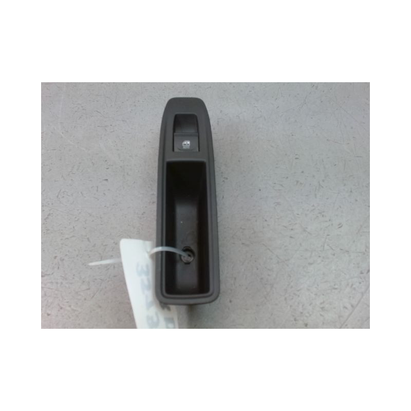 COMMANDE LEVE-GLACE PORTE ARD DACIA DUSTER BREAK Phase 2 2013-...