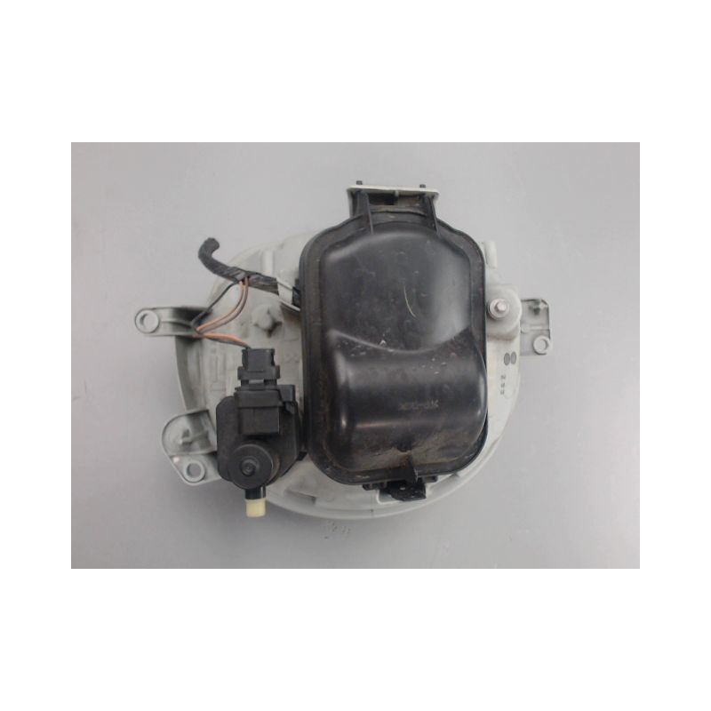 PHARE DROIT RENAULT TWINGO