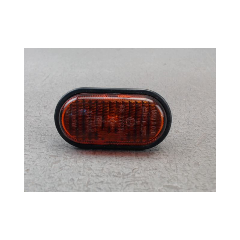 REPETITEUR AILE GAUCHE RENAULT TWINGO