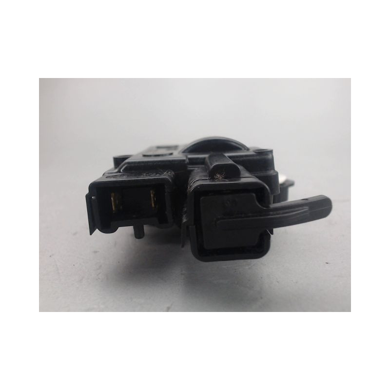 ACTIONNEUR TRAPPE CARBURANT RENAULT CLIO