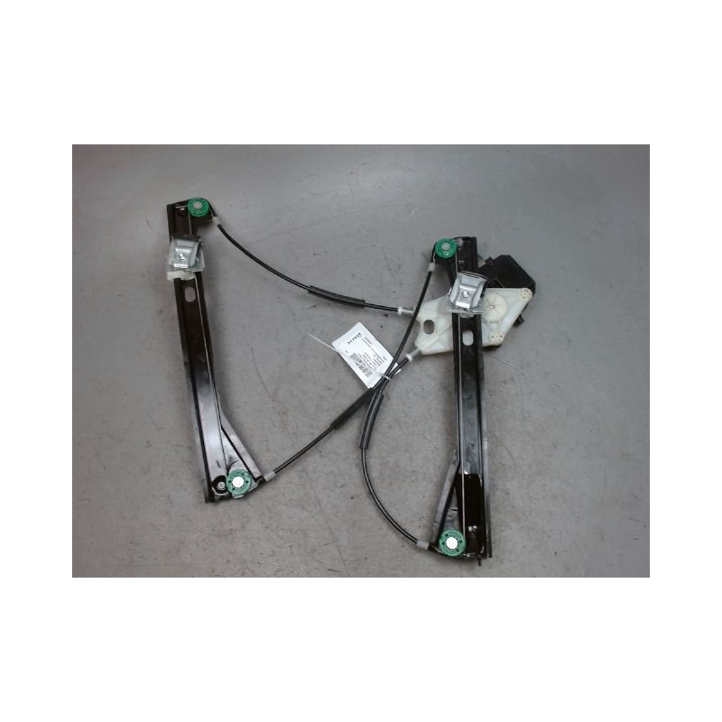 MECANISME+MOTEUR LEVE-GLACE AVANT DROIT VOLKSWAGEN POLO 2009-