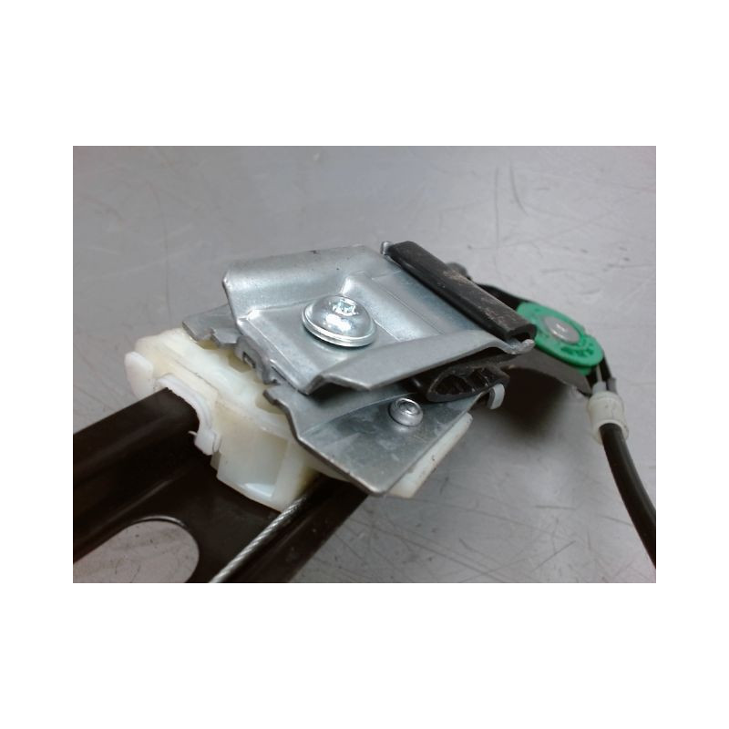 MECANISME+MOTEUR LEVE-GLACE AVANT DROIT VOLKSWAGEN POLO 2009-