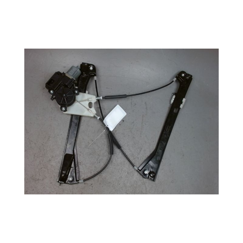 MECANISME+MOTEUR LEVE-GLACE AVANT DROIT VOLKSWAGEN POLO 2009-