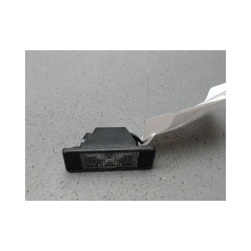 ECLAIREUR PLAQUE DE POLICE NISSAN JUKE Phase 2 2014-...