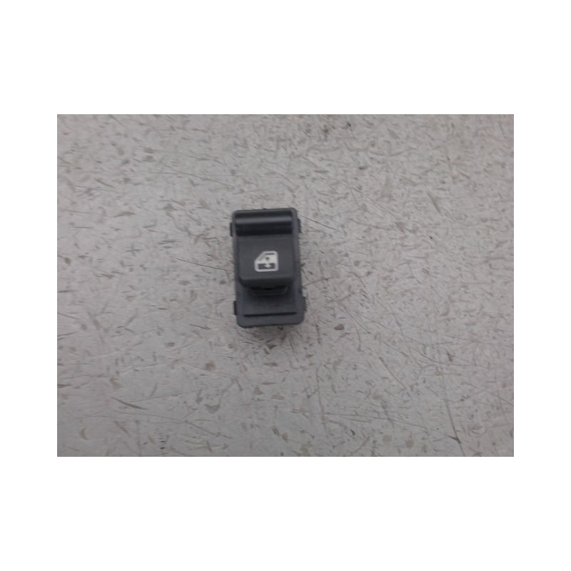 COMMANDE LEVE-GLACE PORTE AVD ALFA ROMEO MITO
