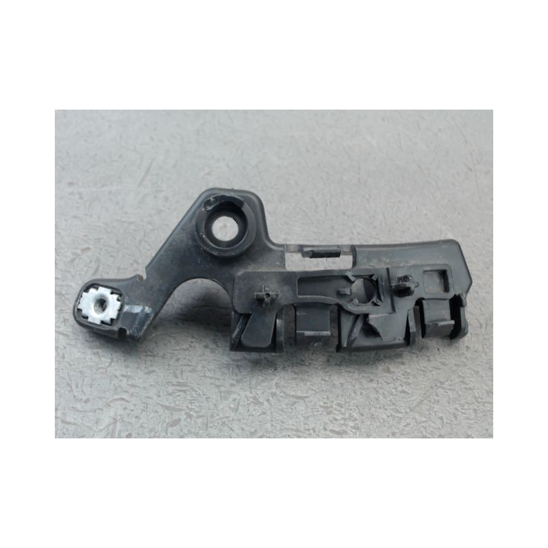 SUPPORT PARE-CHOC AVD RENAULT MEGANE
