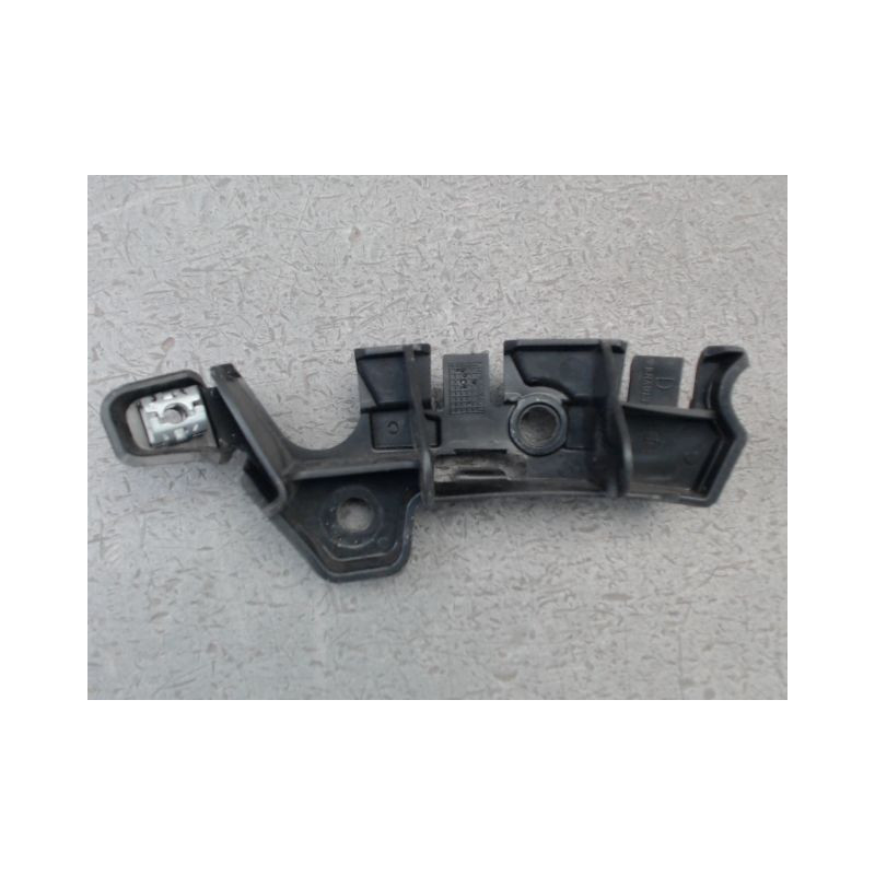 SUPPORT PARE-CHOC AVD RENAULT MEGANE