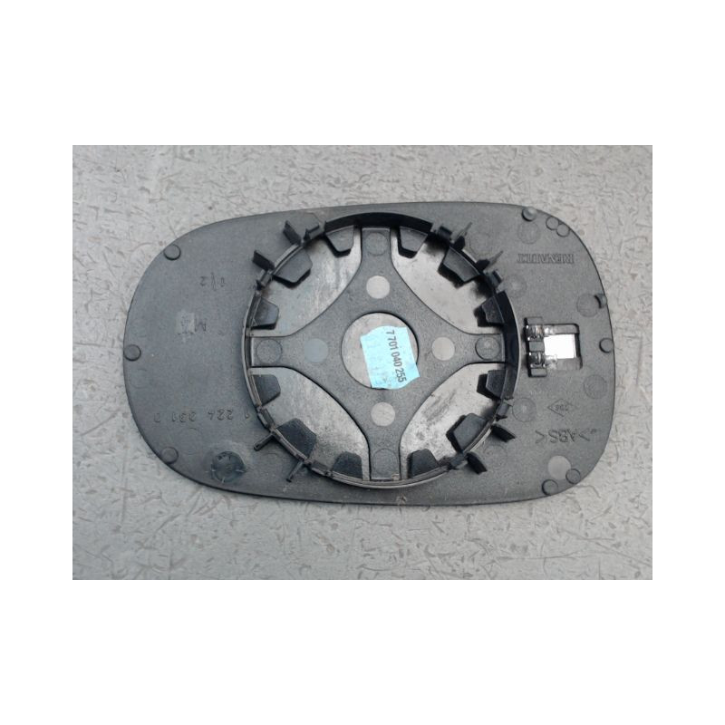 GLACE RETROVISEUR EXT D RENAULT CLIO