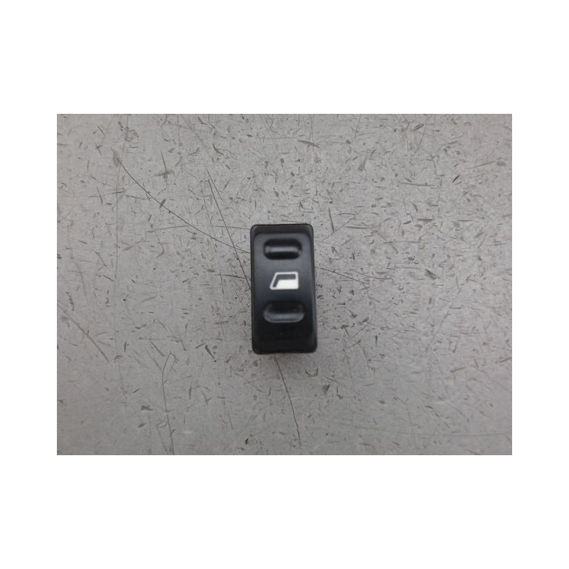COMMANDE LEVE-GLACE PORTE AVD CITROEN XSARA