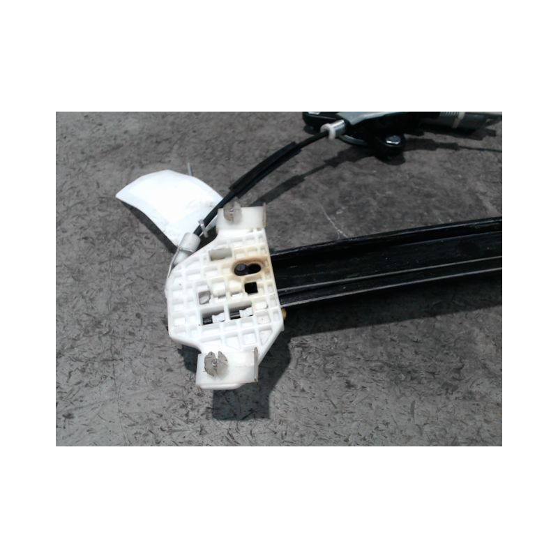 MECANISME+MOTEUR LEVE-GLACE AVANT DROIT CHEVROLET SPARK