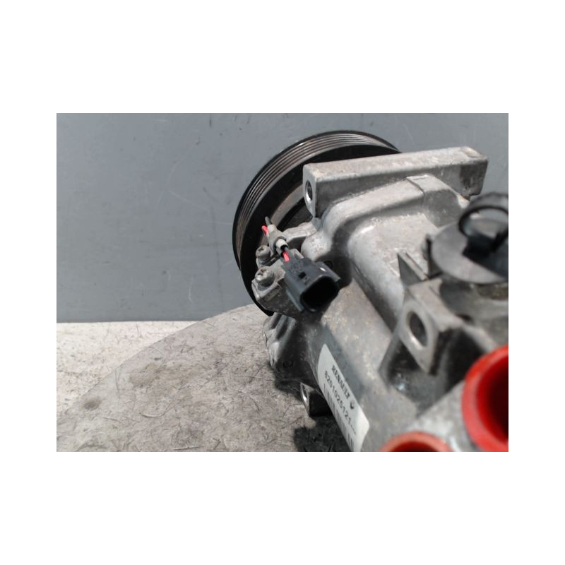 COMPRESSEUR AIR CONDITIONNE DACIA SANDERO 2008-